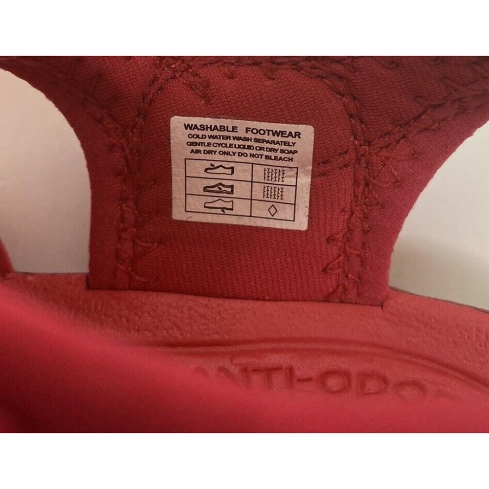 Keen Women’s Clearwater CNX Outdoor Sandals Size 6.5 Barberry / Hot Coral Pink - Picture 6 of 11